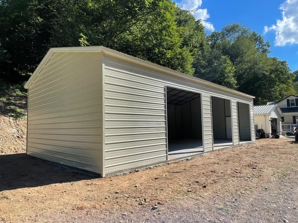 Fully Enclosed Garage 24X50X12′