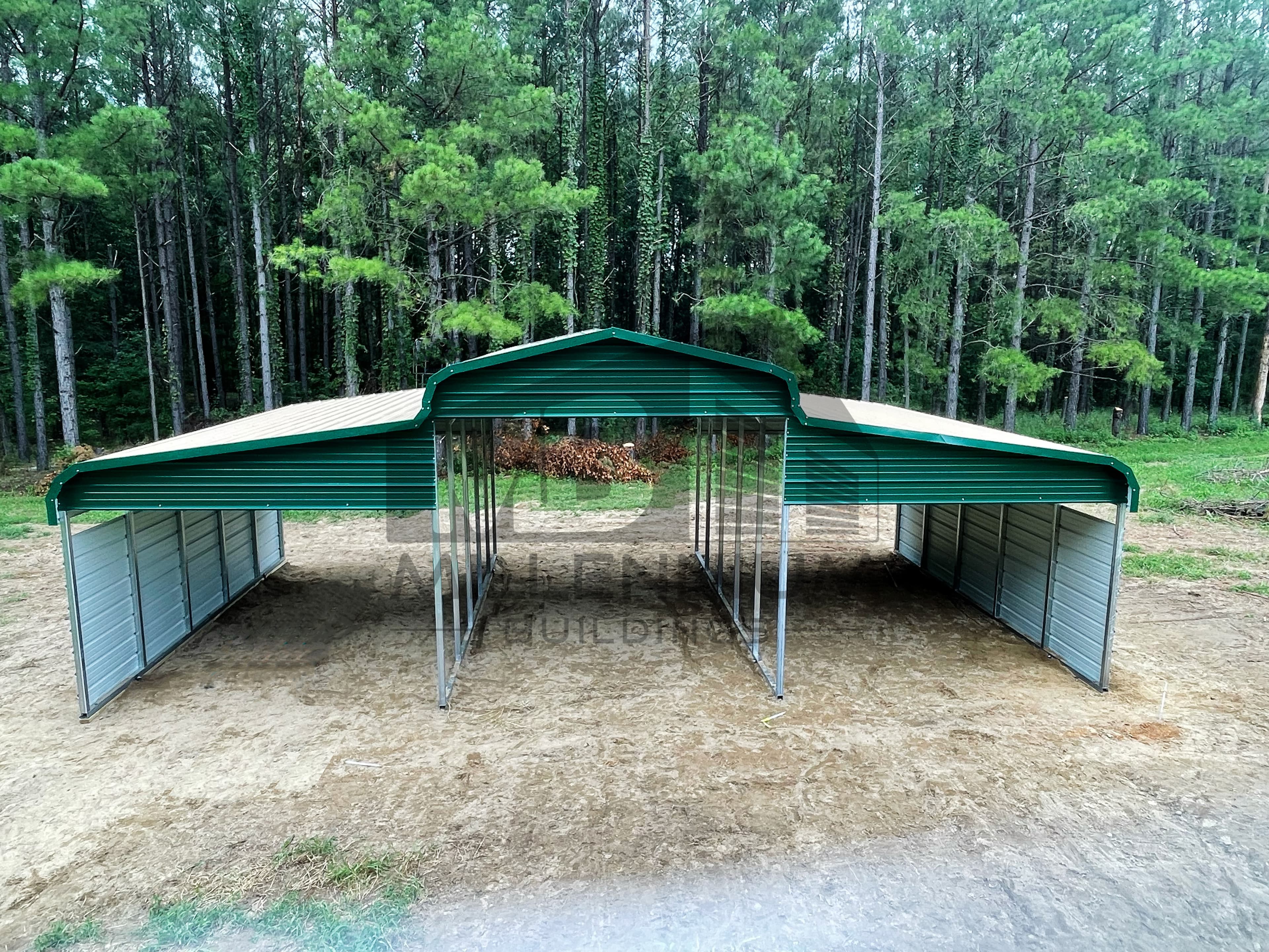 Horse Barn 36’X20’X10′ / 7′