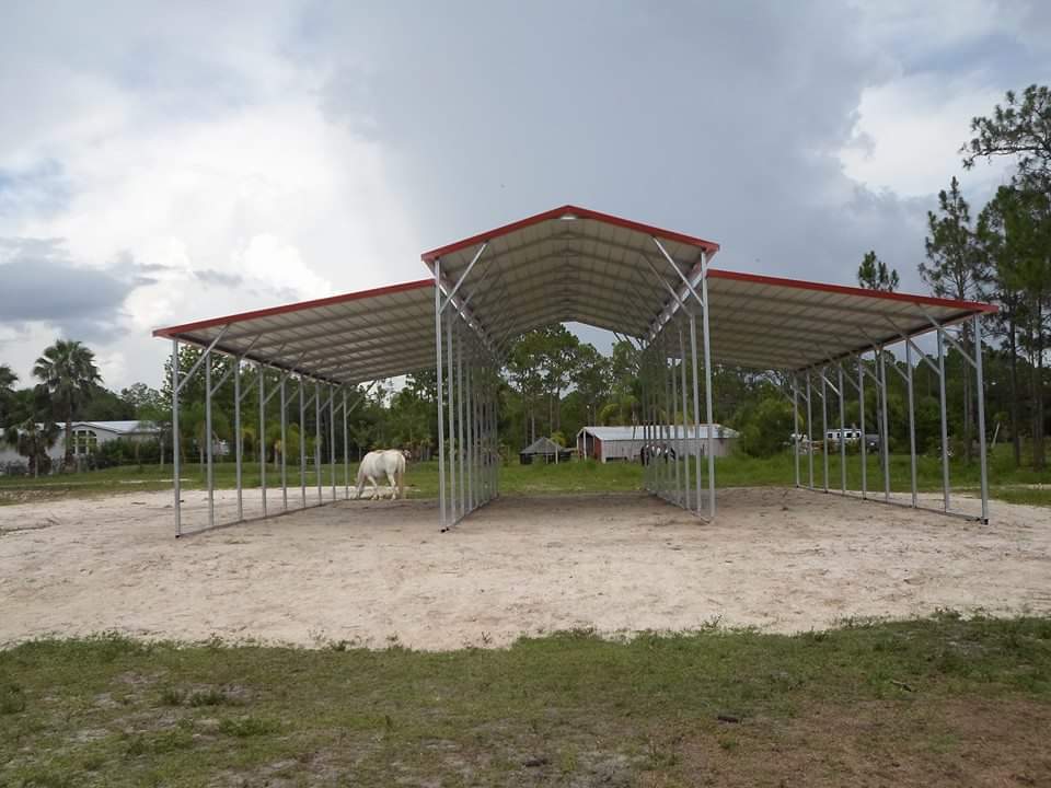 Carolina box eave roof style. Main unit 12&#8242; wide x 35&#8242; long x 12&#8242; Tall