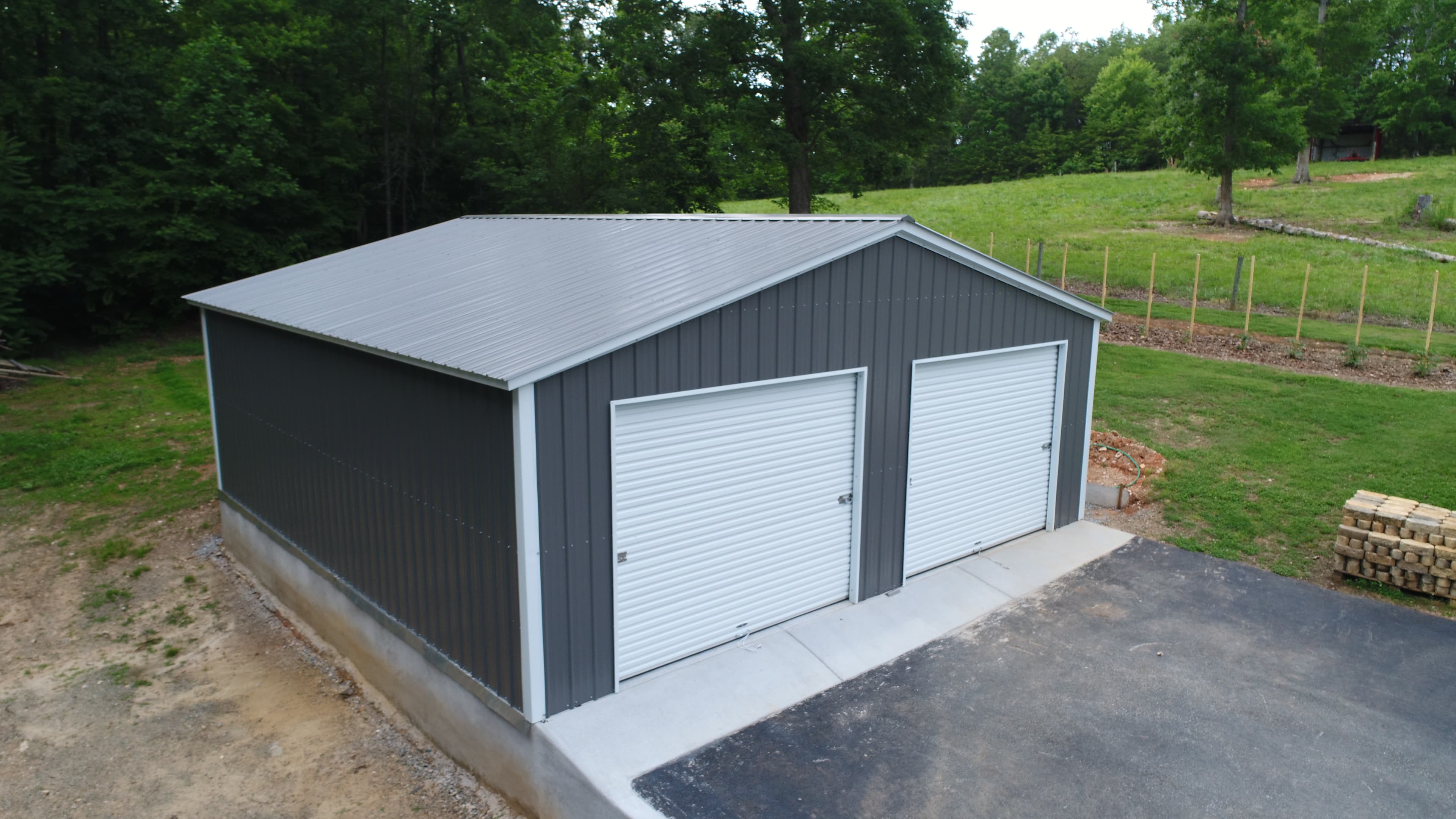 Vertical roof style fully enclosed